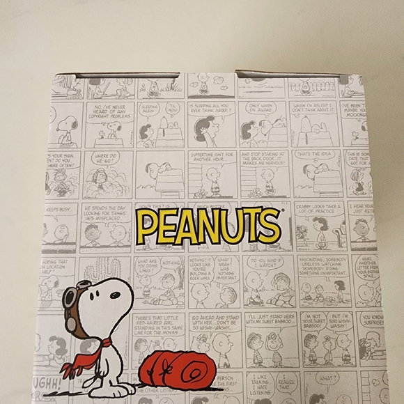 Peanuts Snoopy Pilot Night Light Alarm – White, Brown, Red, Blue - Picture 5 of 5